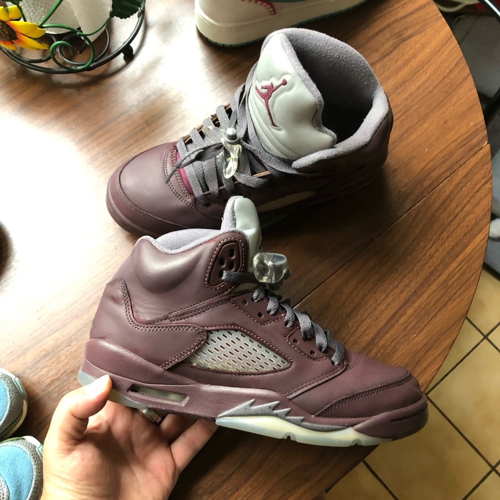 Air Jordan 5 Retro ‘Burgundy size 6.5Y